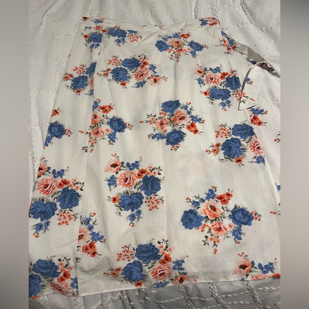 LOFT White Floral Midi Skirt